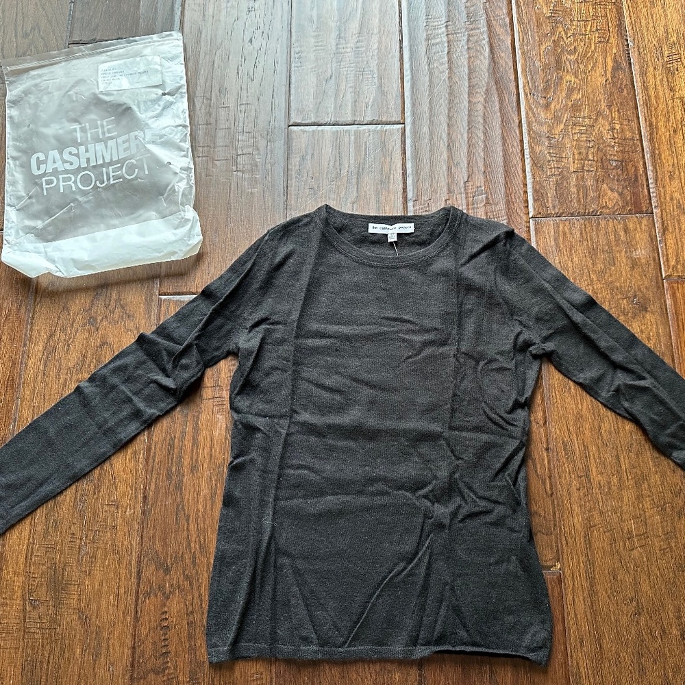 The Cashmere Project Black Sweater Size XS NWT!